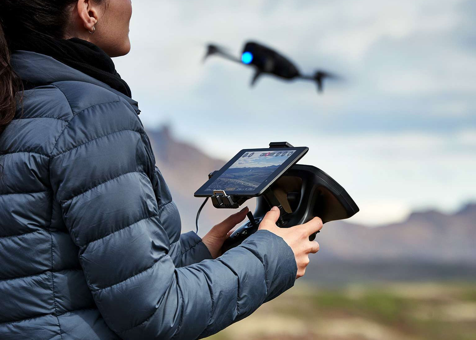 iReviews parrot-bebop-2-power-fpv-drone_7